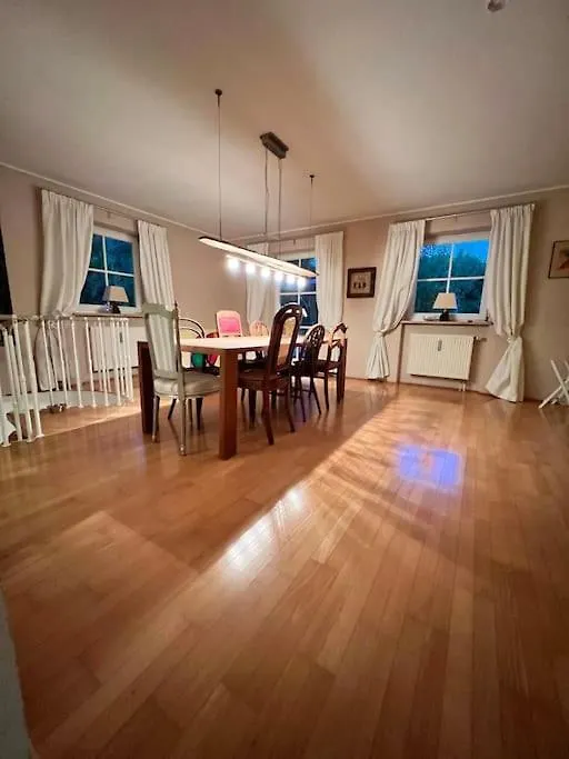Daire Chiemsee-Hafen_Gemuetliche Wohnung Am Chiemsee Chieming